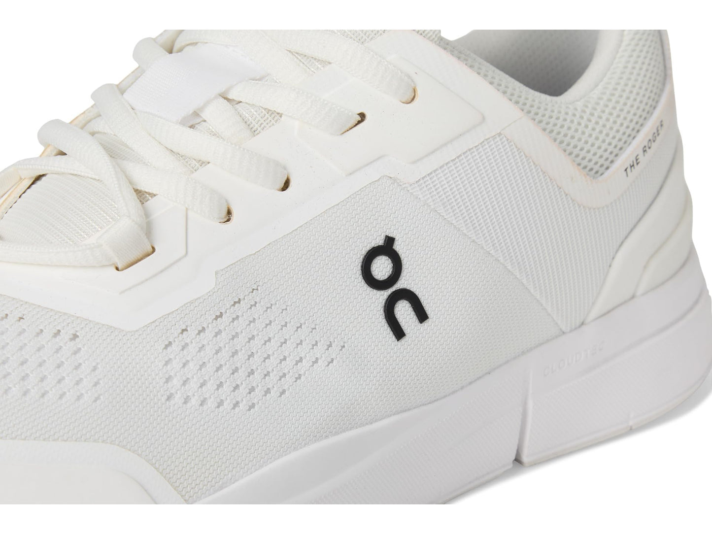 On Women's The Roger Spin Sneakers